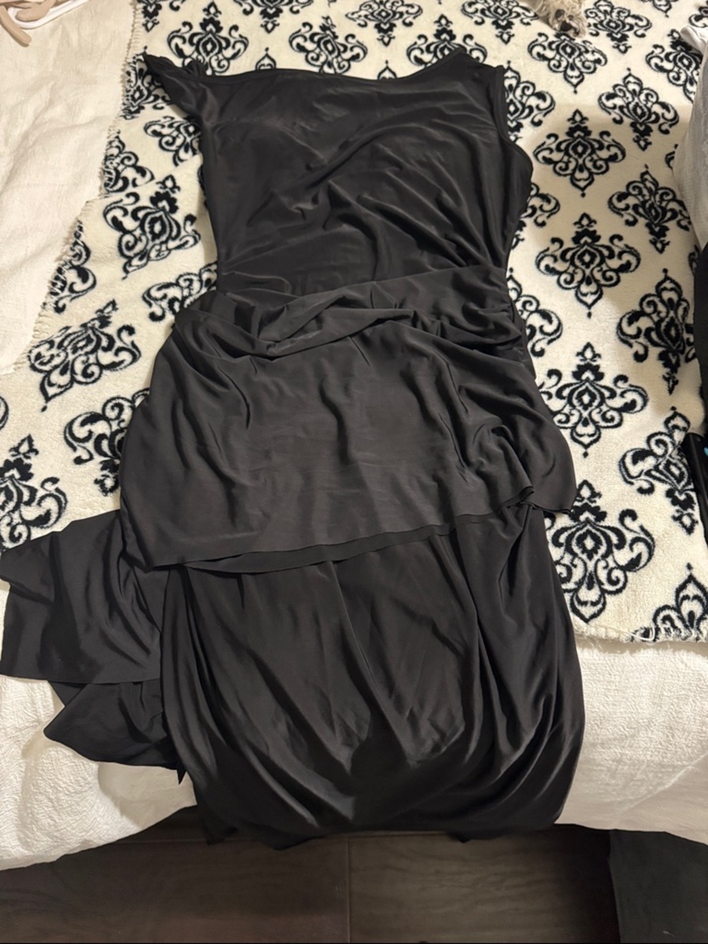 Elegant Black Women's Draped Evening Dress